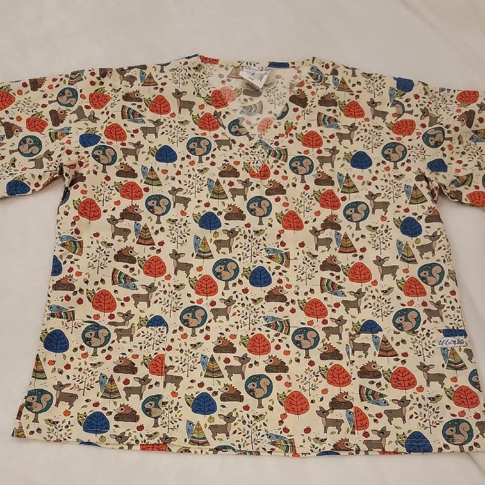 Smart Scrubs Whimsical Nature Print Top